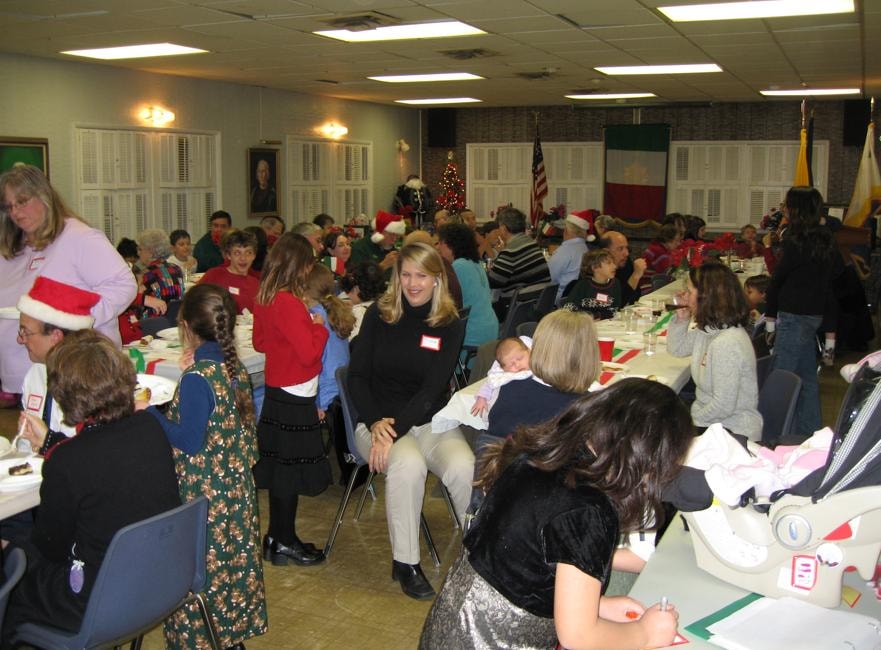 Community holiday gathering with families